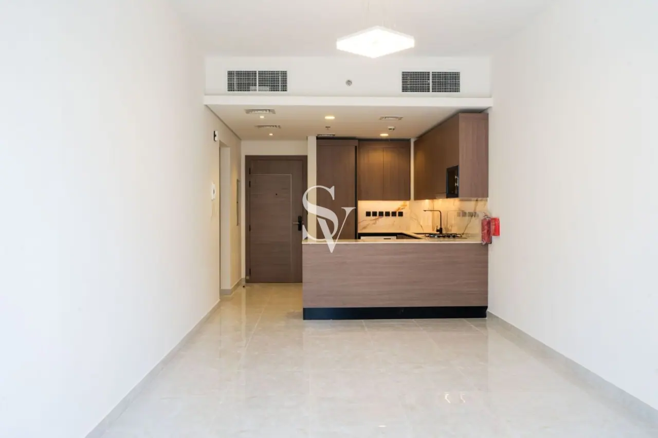 Pool view | Chiller Free | Maid room | White Goods — photo 1