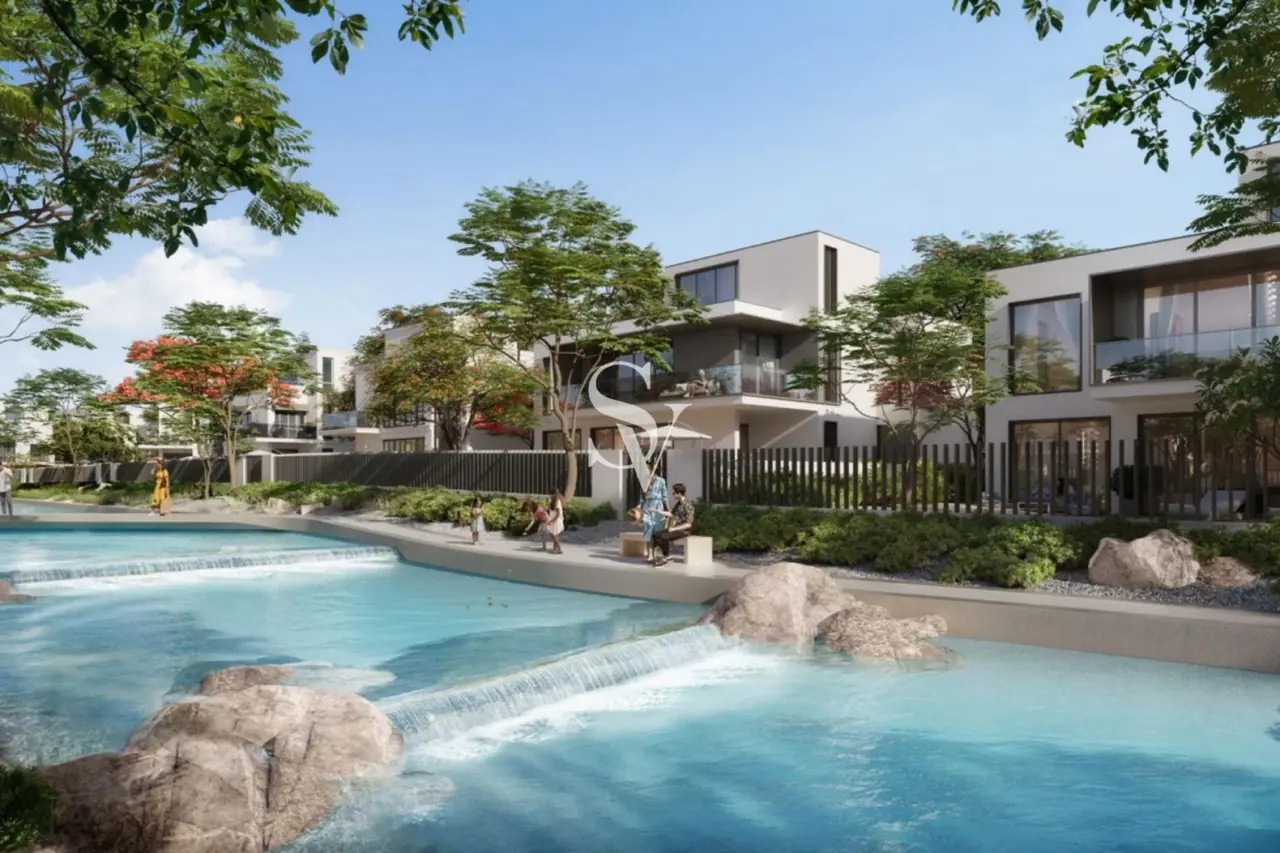 Lagoon View Villa | Large Plot | High ROI — photo 1