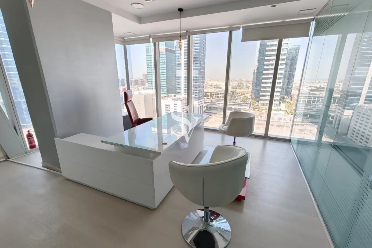 Furnished | Near Metro | Wet Pantry — photo 1