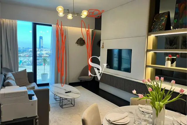 Luxury Furnished 1BR|Upgraded|Bright Layout|Vacant — photo 3