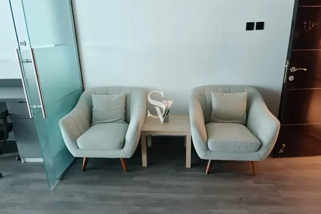 Fully Furnished | Near Metro | Vacant — photo 3