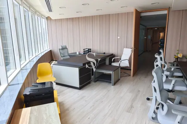 Fully Furnished | Canal View | High Floor — photo 2