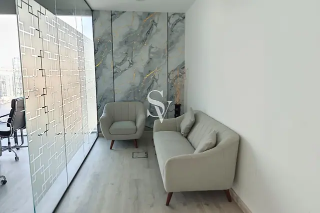 Fully Upgraded | High Floor | Fully Furnished — photo 5