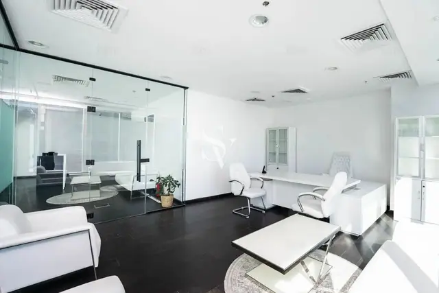 Furnished | Canal View | Partitioned — photo 3
