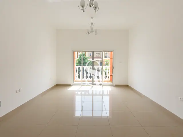 Chiller Free | Low Floor | Villa View | 12 Cheqs