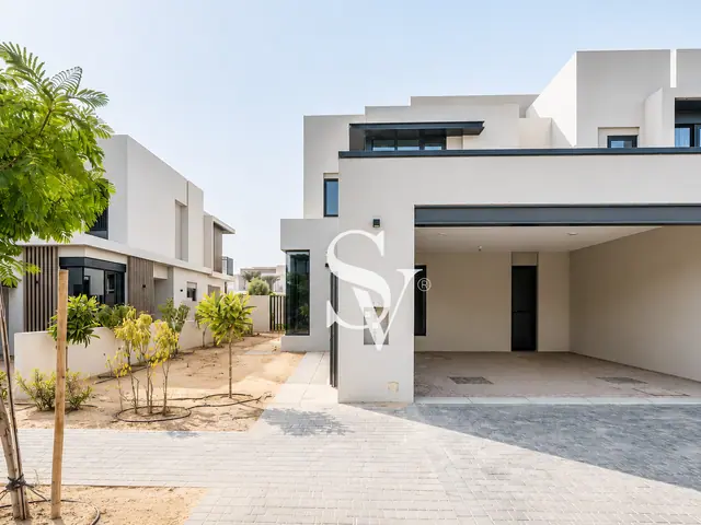 Vastu | Single Row | Internal View | Close to Pool
