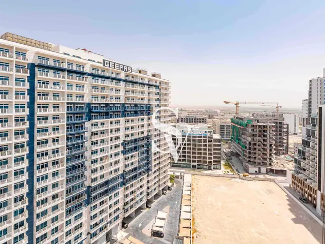 Spacious 1BR + Storage| Fully Furnished