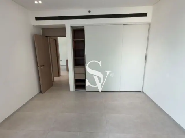 Brand-New Luxury 2BR | Mid-Floor | Vacant