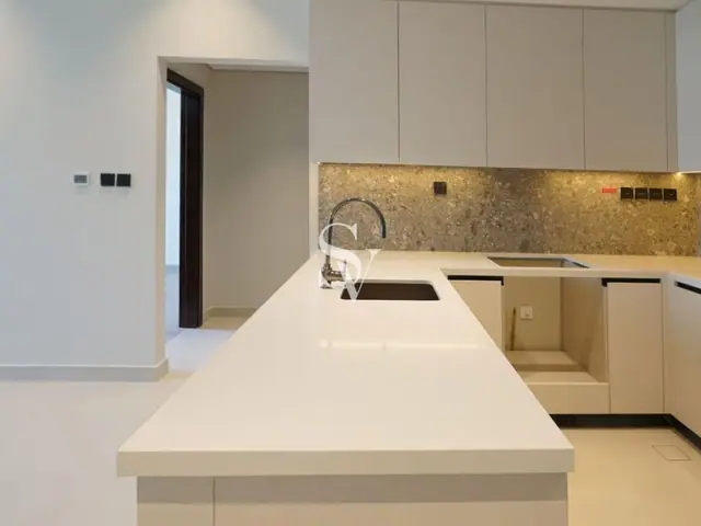 BRAND NEW | Fully Furnished Modern 1BR | AVAILABLE