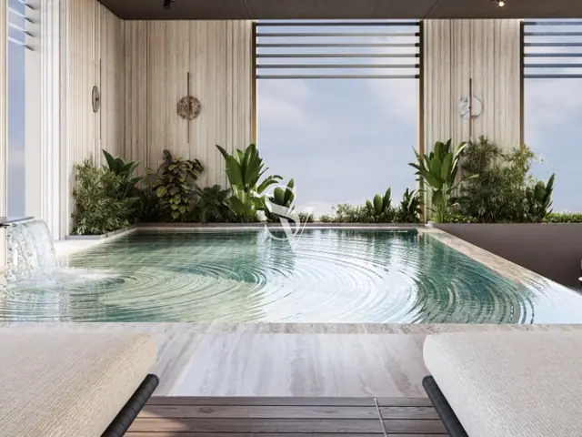 FRANK MULLER DUPLEX SKY MANSION + POOL / PALM VIEW