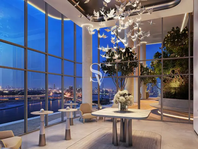 360 Full Floor PentHouse | Luxury Collection 5 BED