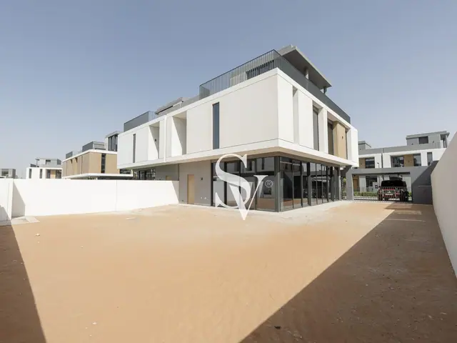 Exclusive | Rented | Vastu Complaint | Green Belt