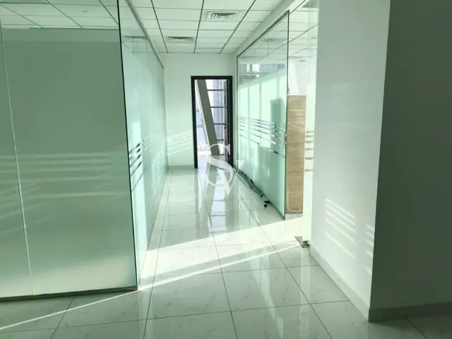 Unfurnished | Close To Metro | High Floor