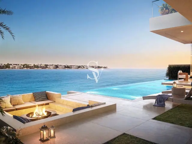 PRIVATE BEACH MANSION -HIGHEST ROI- BIGGEST PALM